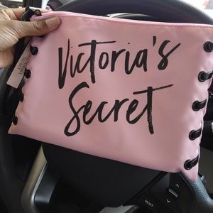 Brand New Victoria Secret Wristlet